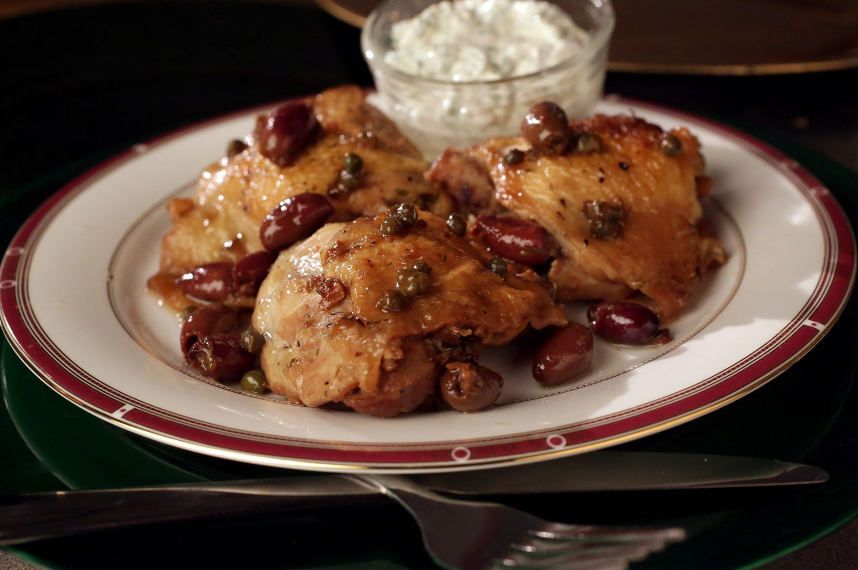 Keto friendly recipes - Keto Mediterranean chicken